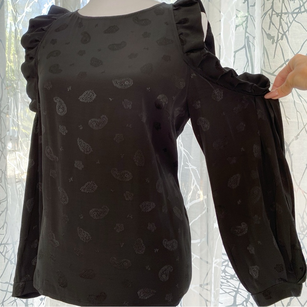 MAJE LOYD BLACK PAISLEY PRINT RUFFLE COLD SHOULDER LONG SLEEVE BLOUSE top - Picture 3 of 11